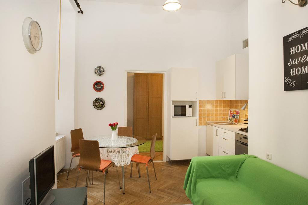 Carolyn Apartman In The Old City Daire Budapeşte Dış mekan fotoğraf