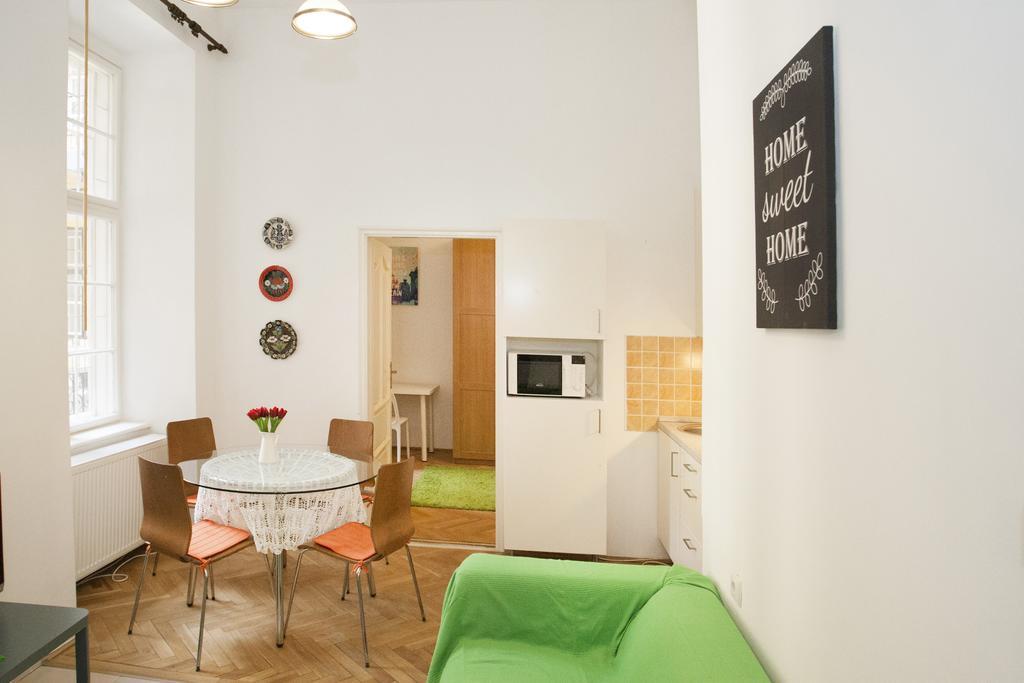 Carolyn Apartman In The Old City Daire Budapeşte Dış mekan fotoğraf